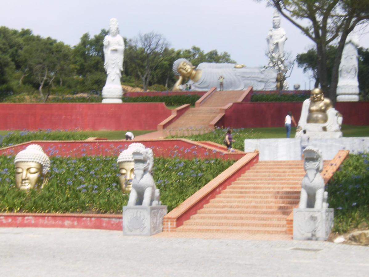 Casa Do Ninho - Entre O Campo E A Praia Cadaval Esterno foto